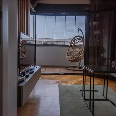 アパート Wow U Centru Trebinja *